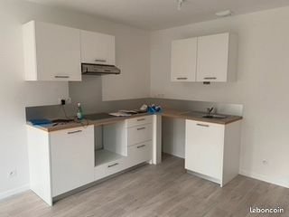 Maison à louer, 81m², Ifs