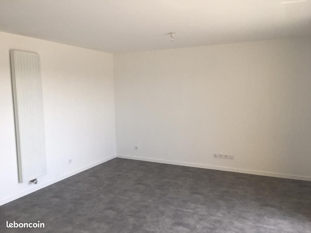 Appartement à louer, 45m², Clisson