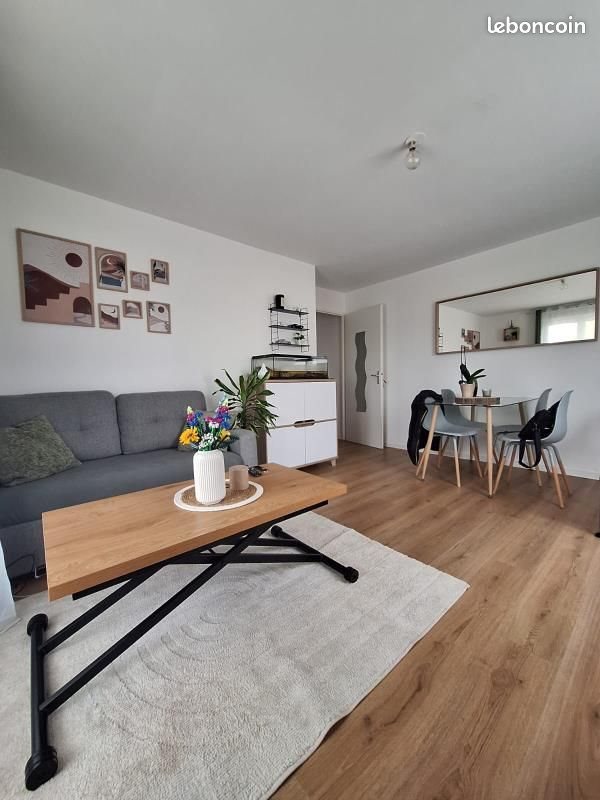 Appartement à louer, 44m², Lèves