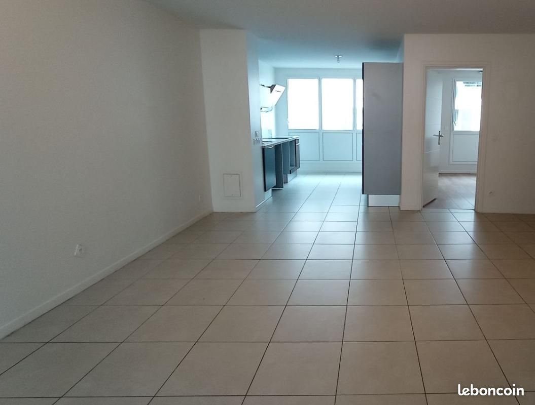 Appartement à louer, 83m², Bordeaux