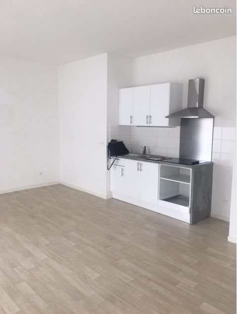 Appartement à louer, 49m², Bègles