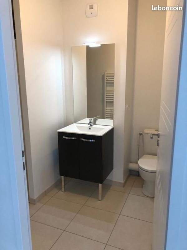 Appartement à louer, 42m², Périgny