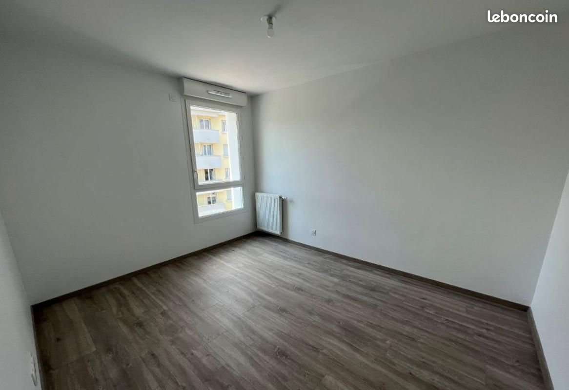 Appartement à louer, 42m², Saint-Martin-d'Hères
