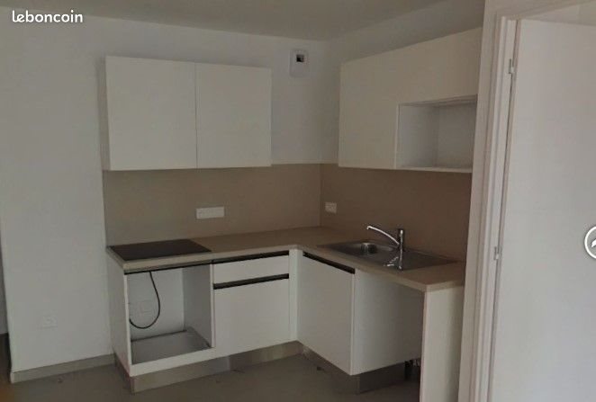 Appartement à louer, 46m², Puteaux
