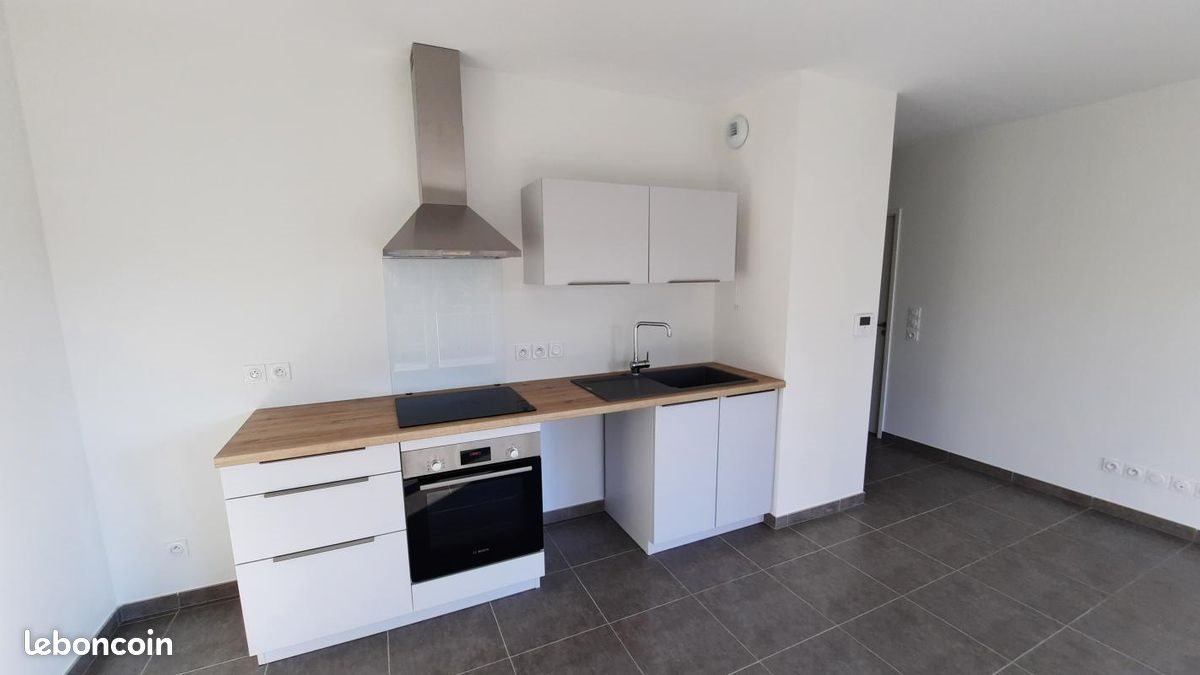 Appartement à louer, 47m², Saint-Martin-d'Hères