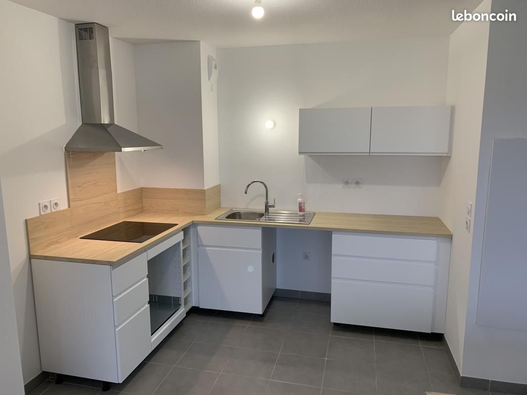 Appartement à louer, 45m², Le Luc