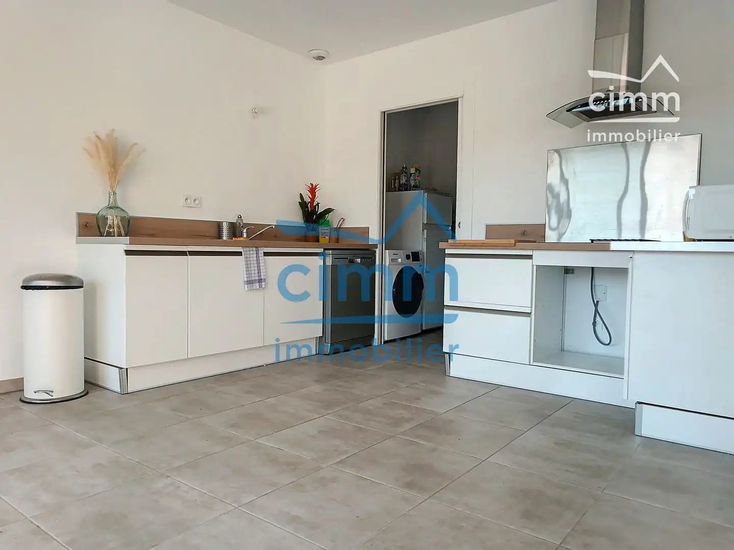 Appartement à louer, 77m², Sablet