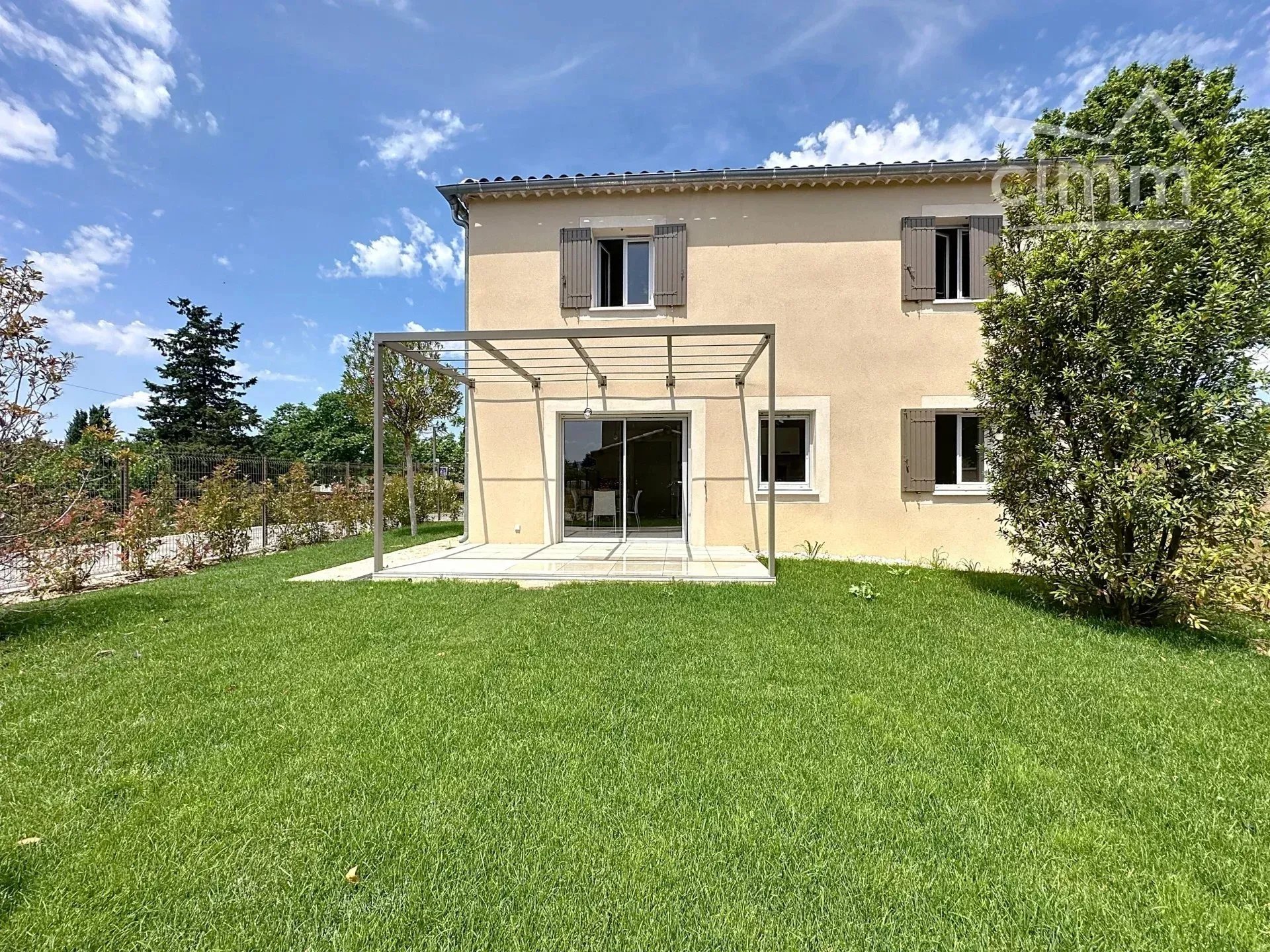 Appartement à vendre, 110m², L'Isle-sur-la-Sorgue