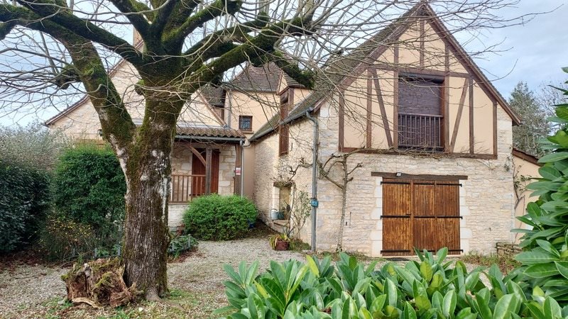 Maison à vendre, 156m², Cuzance