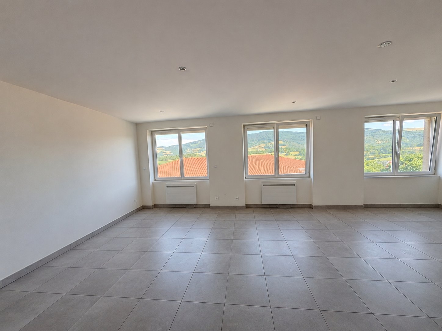 Appartement à louer, 80m², Saint-Jean-Bonnefonds