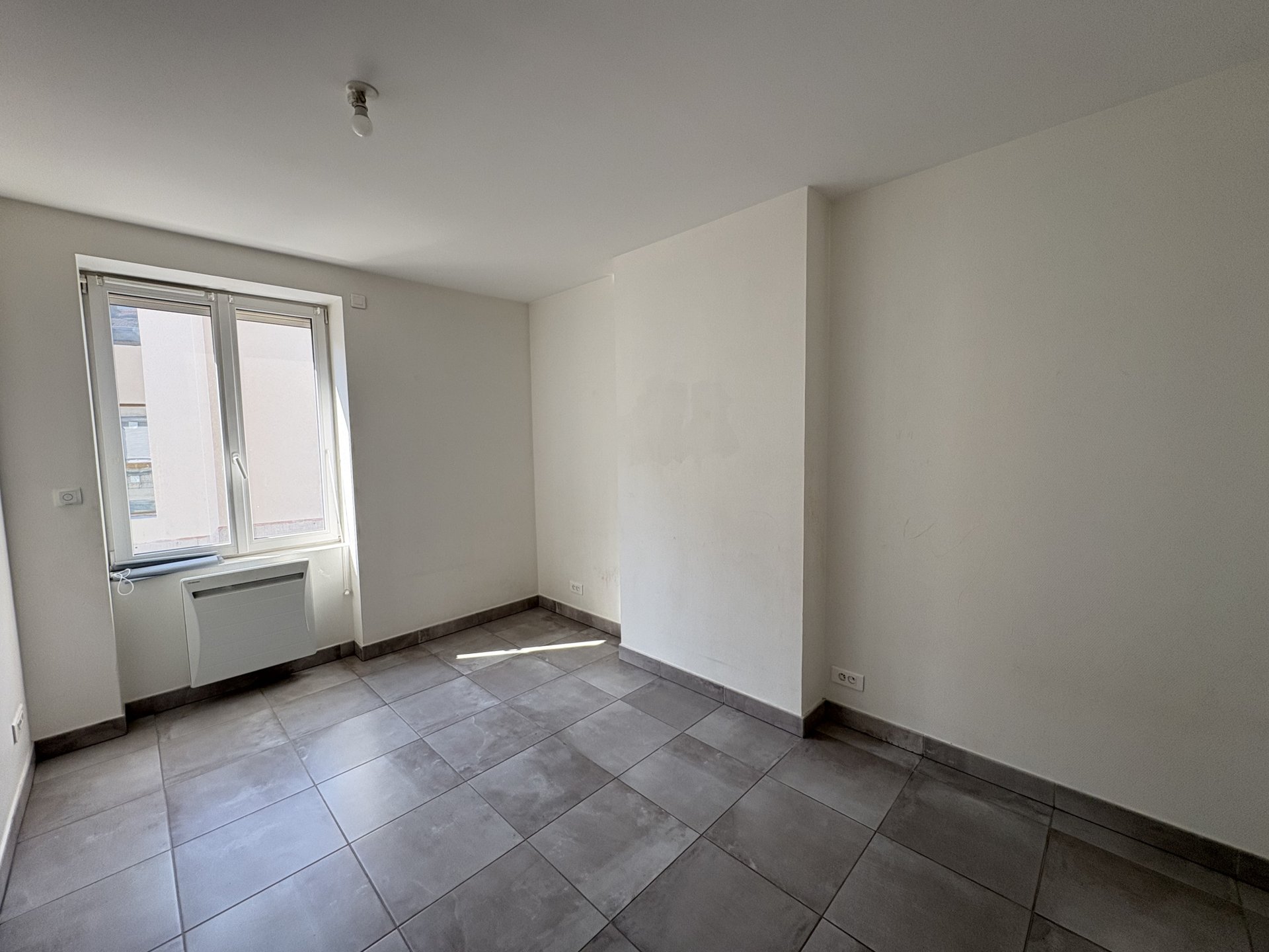 Appartement à louer, 80m², Saint-Jean-Bonnefonds